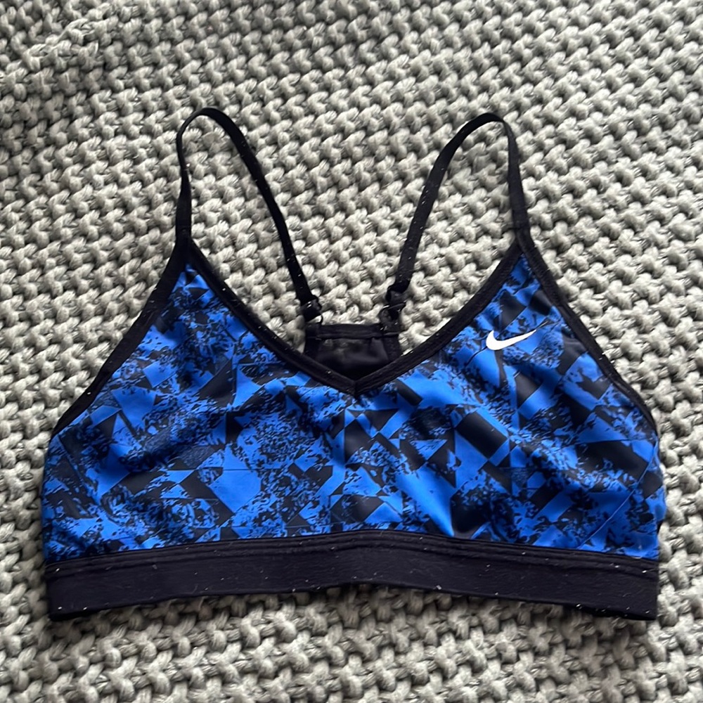 Nike.. Dri-fit racer back sports bra.